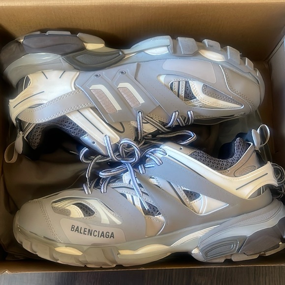 Balenciaga LED Track Runner - Picture 1 of 9